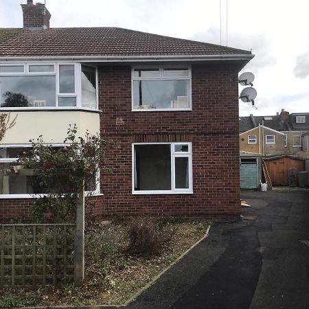 2 bedroom garden apartment Cheltenham Exterior foto